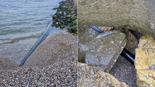 Două conducte descoperite de Libertatea pe plajele din Constanța se varsă ...