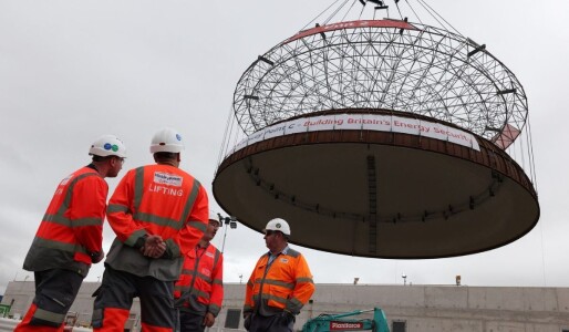 Zeci de mii de români și polonezi au plecat din Marea Britanie, împinși de ...