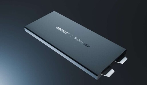 Bateria solid-state care promite o încărcare în doar 5 minute și autonomie ...