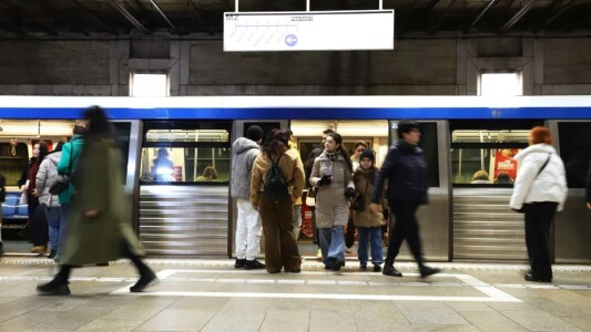 Ilie Bolojan este nemulțumit de „armata de paznici” a Metrorex, care costă ...