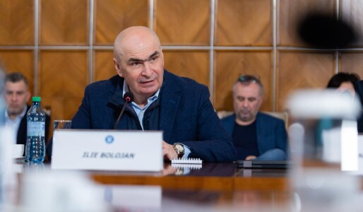 Ce este kurzarbeit, măsura pe care Dan Șucu i-a spus lui Bolojan să o adopte