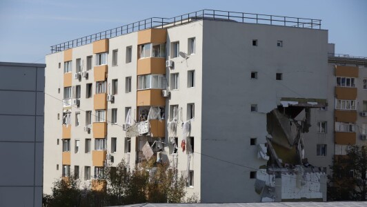 Filmul complet al exploziei care a omorât trei oameni și a rănit alți 20 ...