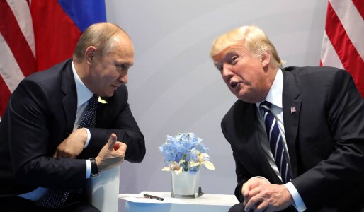 Cele două cuvinte postate de Donald Trump, înainte să plece în Alaska