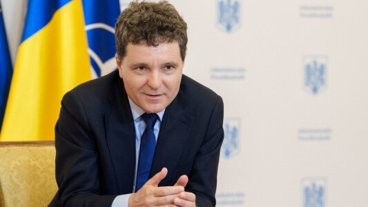 Nicușor Dan, reacție după ce Năstase și Dăncilă au stat lângă Putin, Xi ...