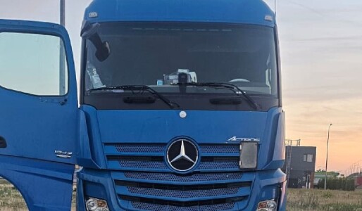 Șofer de TIR în pană de 40 de zile, la Oradea: „Frații mei de pe șosele, ...