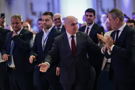 Congres PNL. Ce nu s-a văzut la TV: surprize, negocieri purtate până la ...