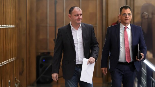 Radu Ștefan Oprea, secretarul general al Guvernului, a făcut afaceri cu ...