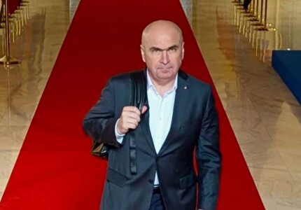 EXCLUSIV Reacția lui Bolojan, după ce s-a spus că le-a interzis angajaților ...