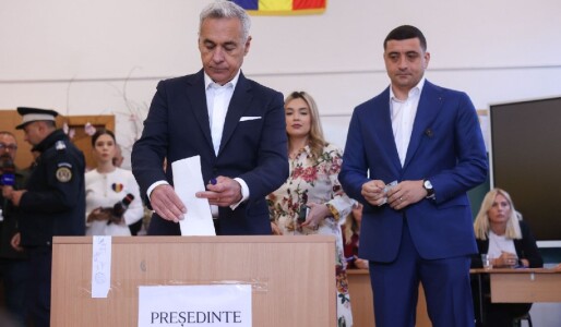 George Simion a postat pe Facebook că a câștigat alegerile prezidențiale. ...