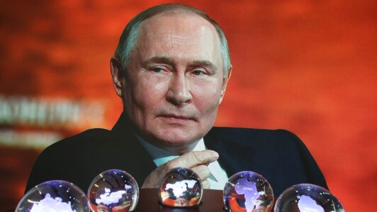 În Ucraina nu va fi pace până când Putin nu moare sau nu pleacă de la ...