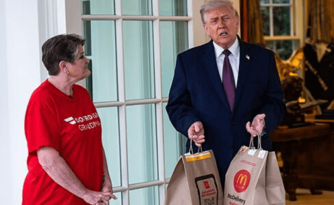 Cine este cu adevărat femeia care i-a dus lui Trump meniuri McDonald’s la ...
