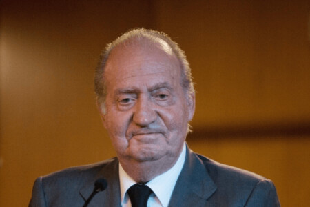 Fostul rege al Spaniei Juan Carlos dezvăluie în premieră cum și-a ucis ...