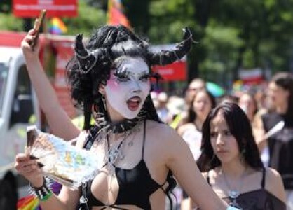 Gigi, unde e agheasma? Am asistat la Pride Vienna, unde am văzut ...