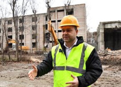 Primul proiect pentru sport pe care și-l asumă primarul Ciprian Ciucu în ...