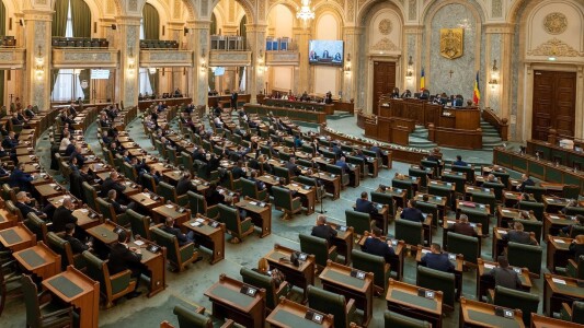 Lege cu scântei și tergiversări în mod repetat. Interzicerea cumulării ...