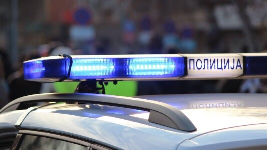 Un șofer de BMW a tras cu mitraliera și un pistol pe șosea: când au deschis ...