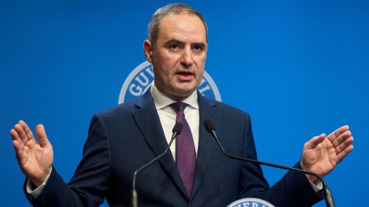 Alexandru Nazare a anunțat ce se întâmplă cu pensiile românilor în această ...
