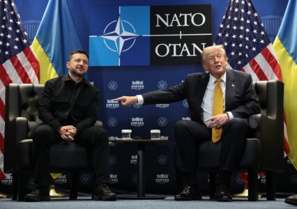 Donald Trump a anunțat cel mai important ajutor militar acordat de el ...