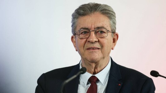 Luptă între Jean-Luc Mélenchon și Marine Le Pen pentru președinția Franței, ...