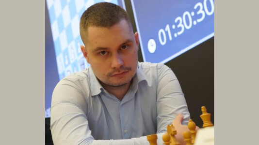 Românul Bogdan Deac l-a învins pe titanul Anish Giri la Super Chess Classic ...