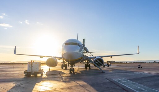 Statele UE ar putea să împartă între ele combustibilul pentru avioane: ...