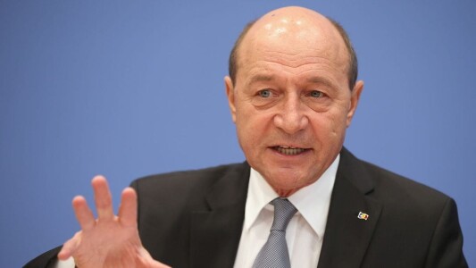 Băsescu explică scenariul pentru Guvernul Veștea și pasul inevitabil pentru ...